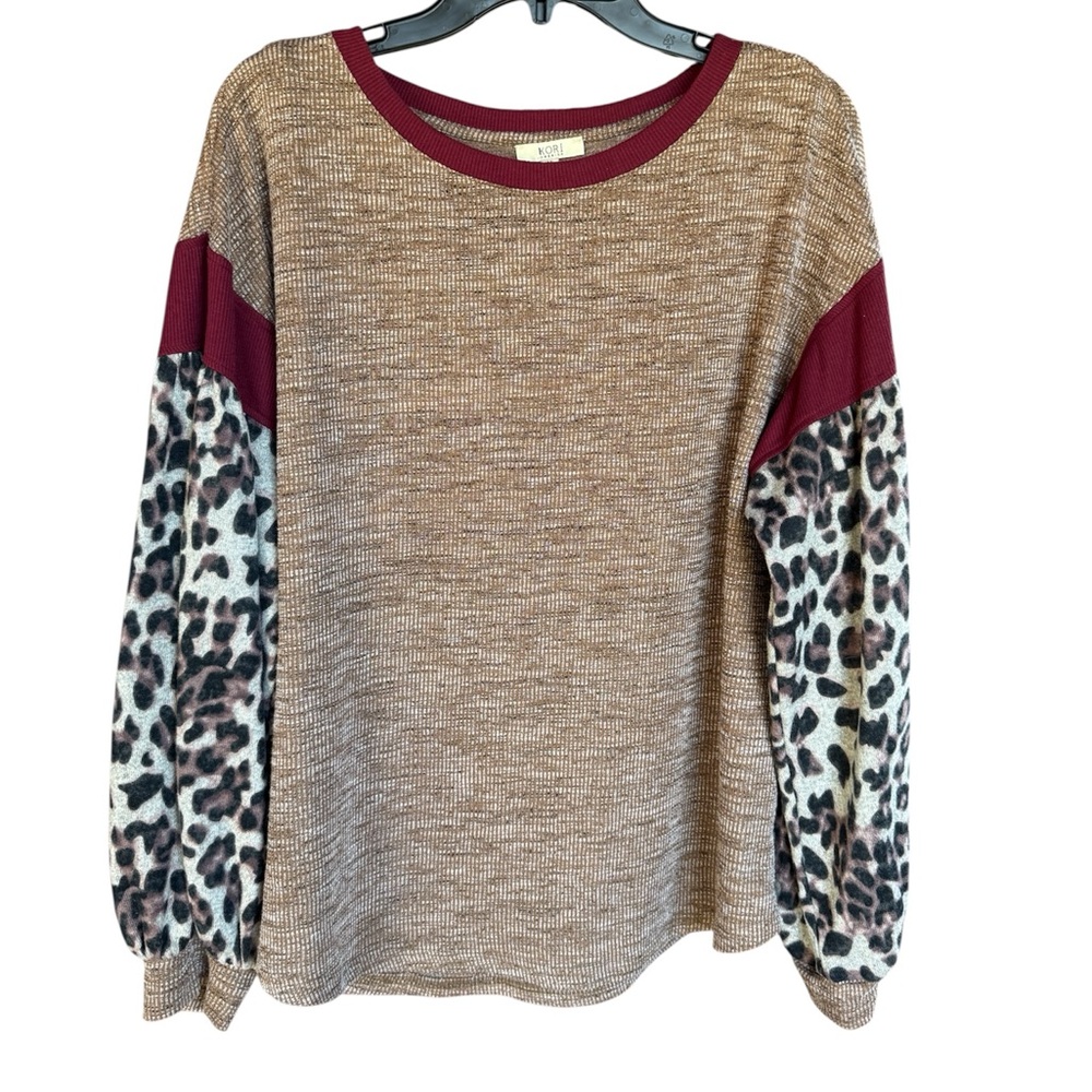 Kori Mocha Leopard Color-blocked Top Size Medium